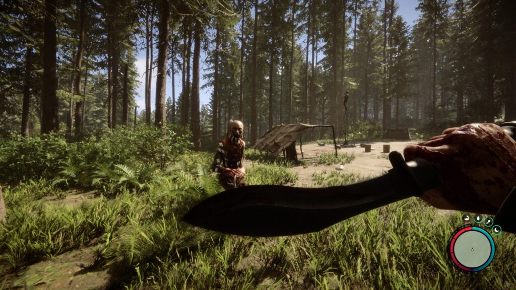Holding the machete in a defensive position in Sons Of The Forest