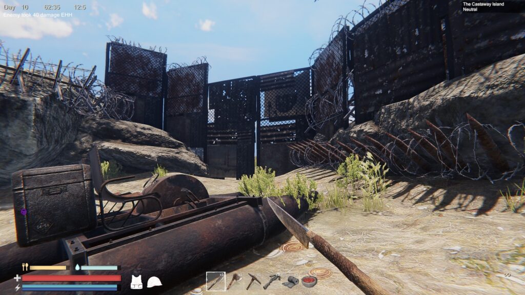 A Player's Boat and Defenses in Sunkenland